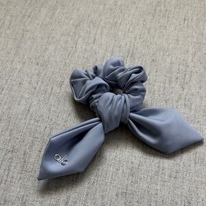 ALO Yoga Blue Hair Scrunchie with Bow